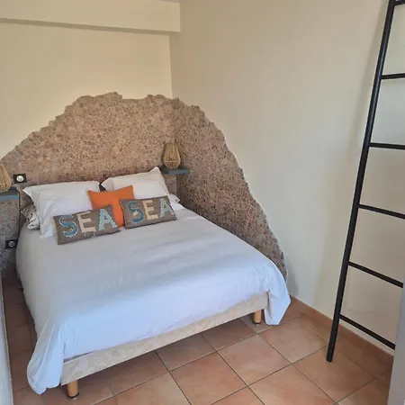 Syrah Apartment